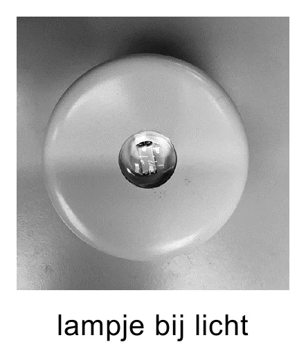 lampje bij licht